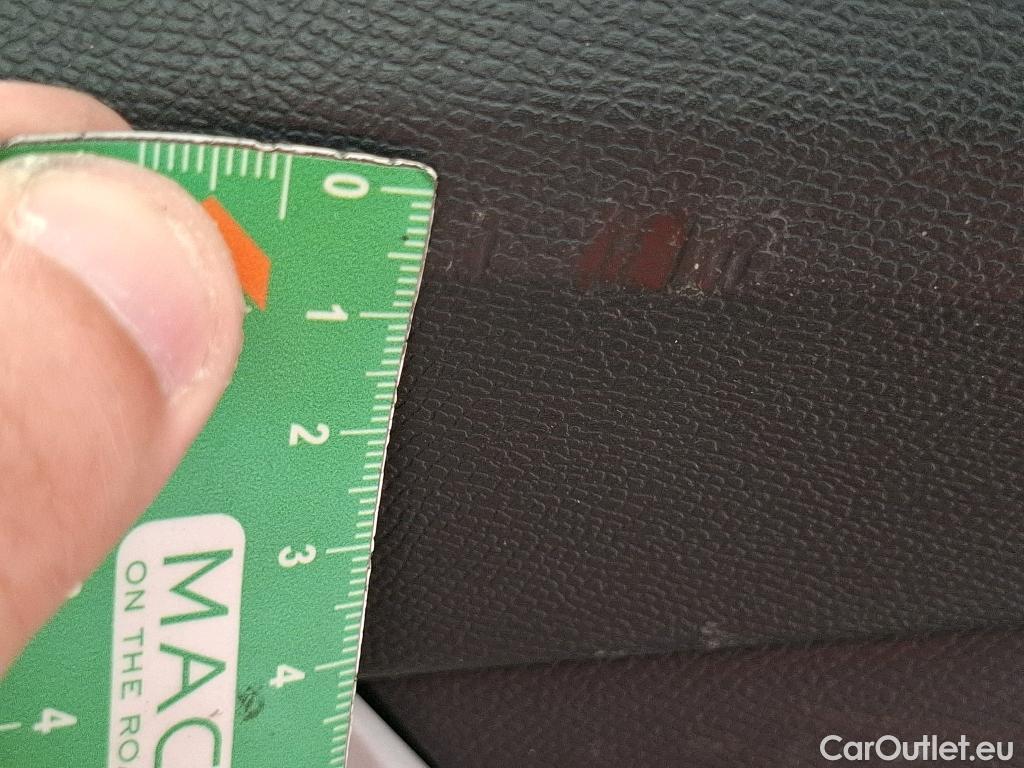  Citroen  C4  Berline Feel Nav Business R 1.5 BlueHDI 110CV BVM6 E6d / TRANSFO VP VF #39