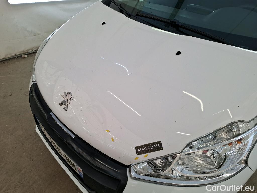  Peugeot  208  Affaire Premium Pack 1.5 HDi 100CV BVM5 E6dT #9