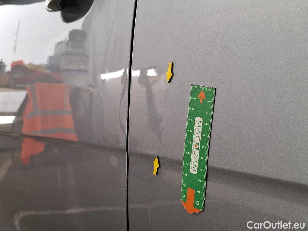  Citroen  C3  Société Feel 1.5 BlueHDI 100CV BVM6 E6d #10