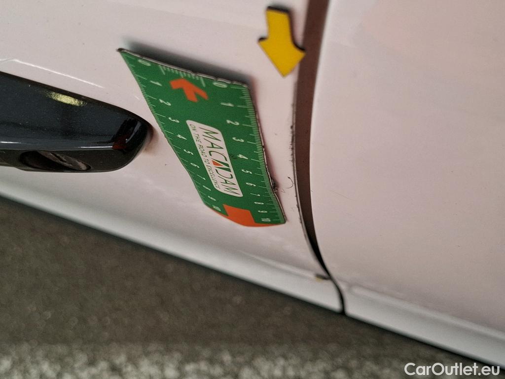  Citroen  C4  Berline Feel Nav Business R 1.5 BlueHDI 110CV BVM6 E6d / TRANSFO VP VF #16