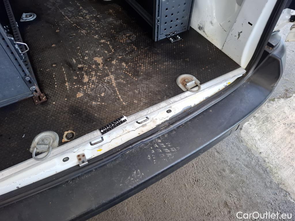  Citroen  Jumpy  Fourgon Club M 2.0 BlueHDi 120CV BVM6 E6d #21