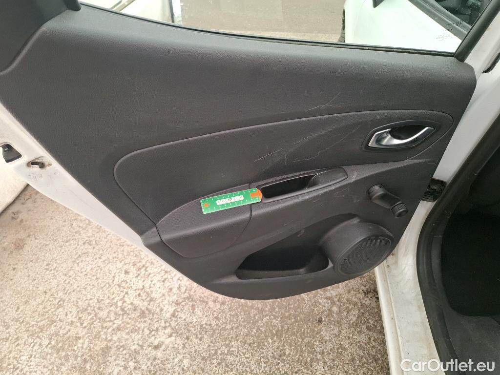  Renault  Clio  IV Air 1.5 dCi 75CV BVM5 E6 #10