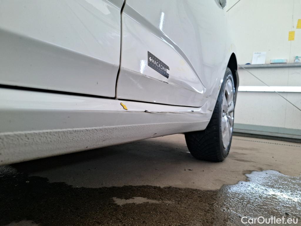  Renault  Megane  IV Berline 5pt. Société Air Nav 1.5 dCi 90CV BVM6 E6 #24