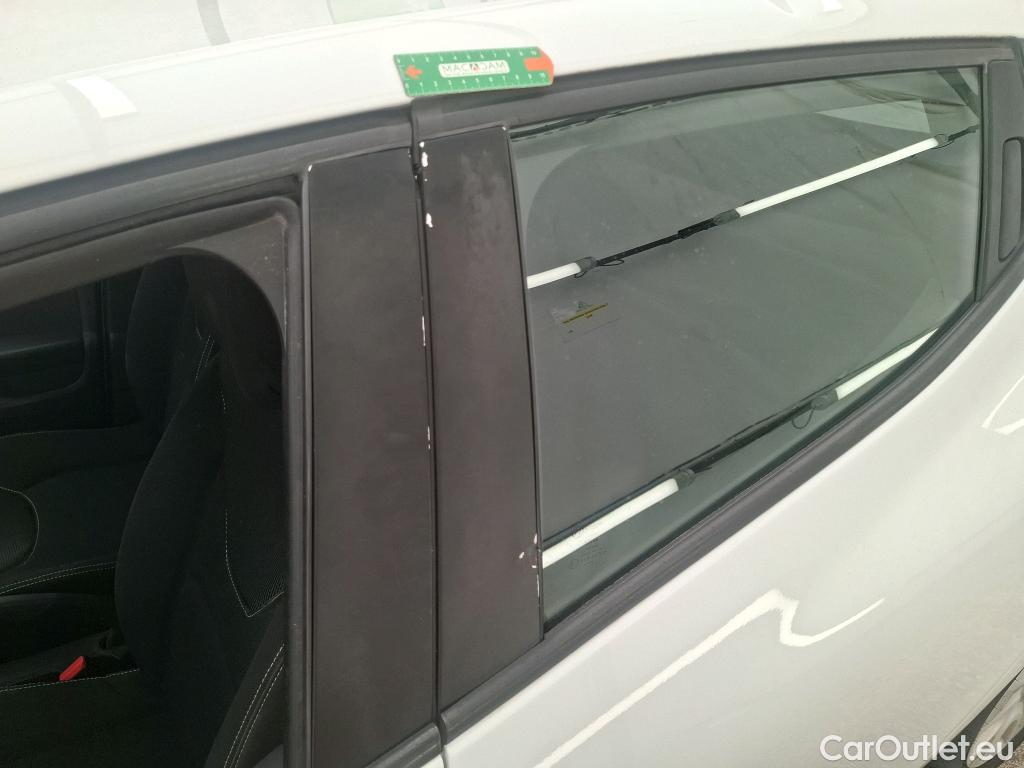  Renault  Clio  IV Air 1.5 dCi 75CV BVM5 E6 #23