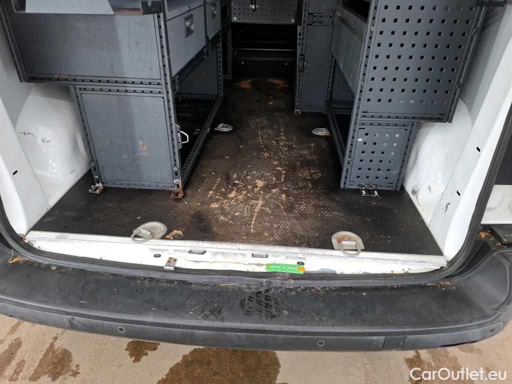  Citroen  Jumpy  Fourgon Club M 2.0 BlueHDi 120CV BVM6 E6d #32