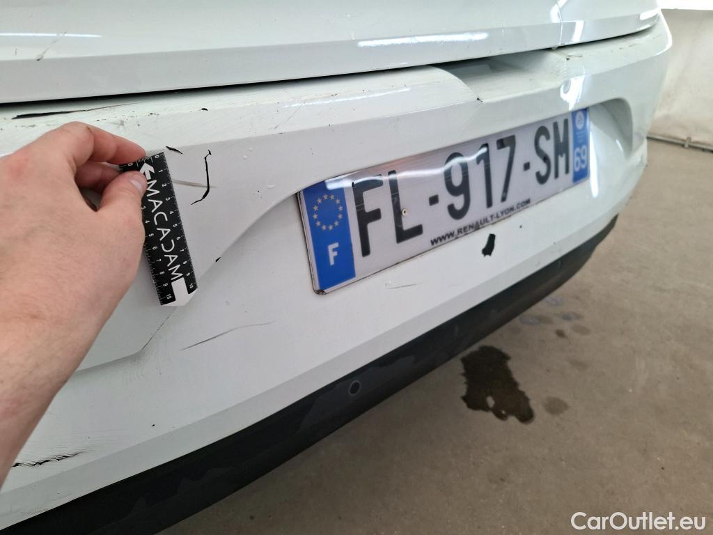  Renault  Megane  IV Berline 5pt. Société Air Nav 1.5 dCi 90CV BVM6 E6 #7