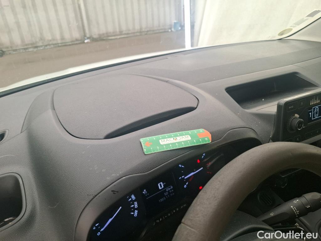  Citroen  Berlingo  Fourgon Club M 650 1.5 BlueHDi 75CV BVM5 E6dT #36