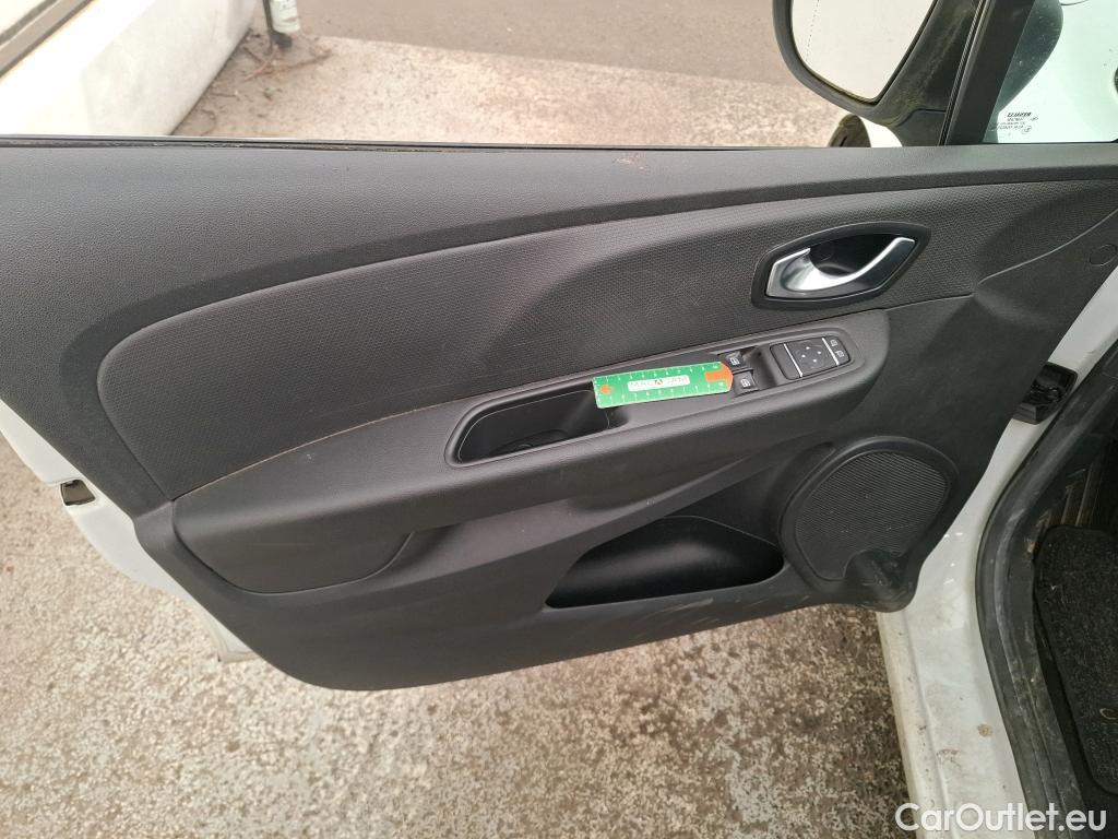  Renault  Clio  IV Air 1.5 dCi 75CV BVM5 E6 #7