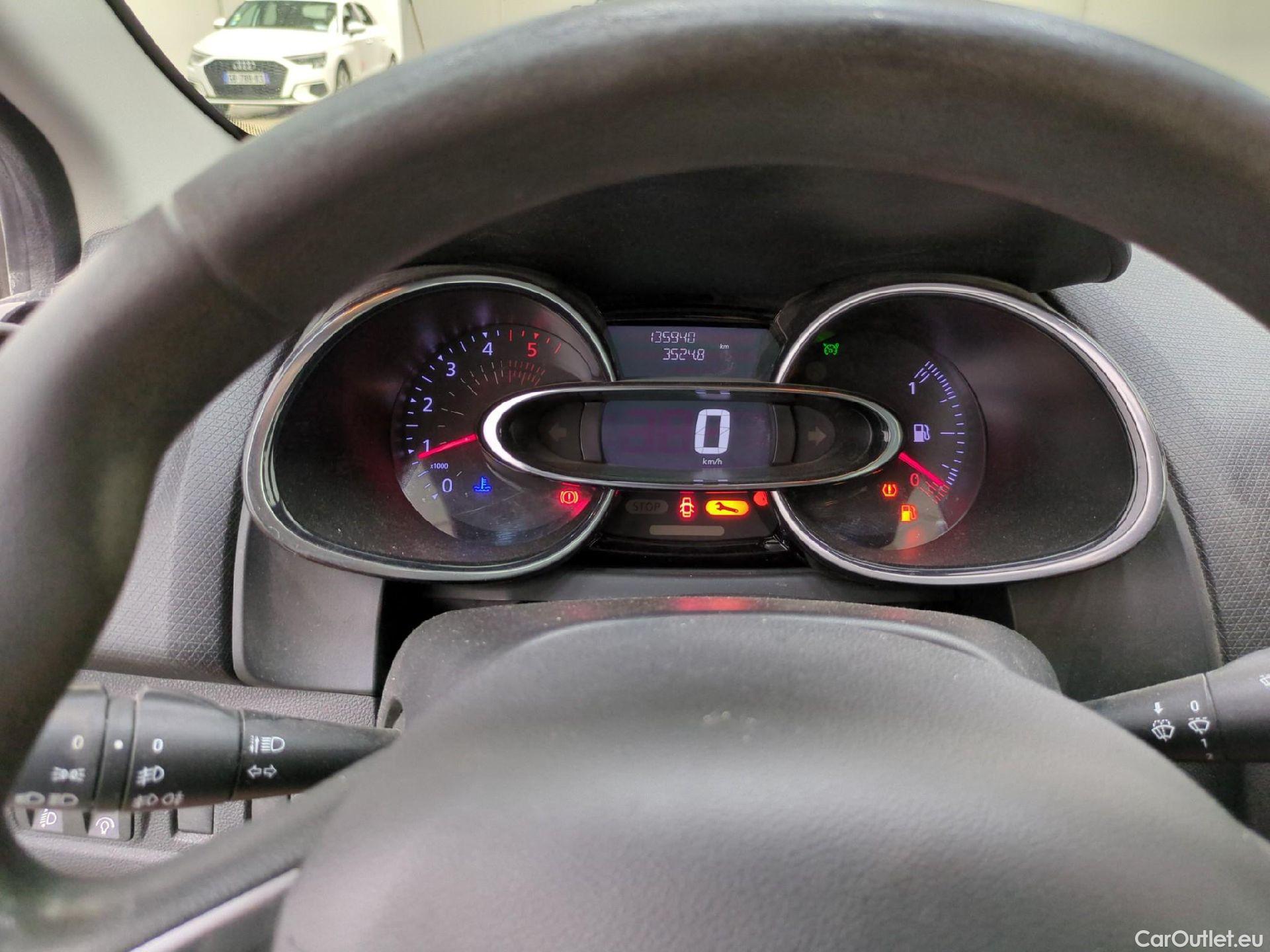 Renault  Clio  IV Air MediaNav 1.5 dCi 90CV BVM5 E6 #15