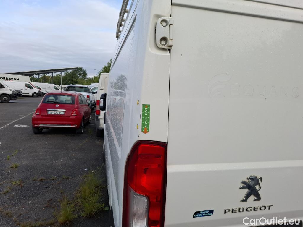  Peugeot  Boxer  Fourgon 333 L1H2 Premium BlueHDi 140 Start&Stop 2.2 140CV BVM6 #19