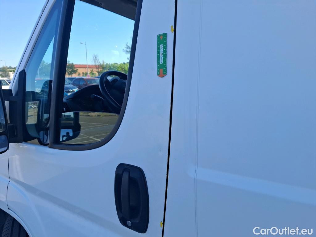  Peugeot  Boxer PEUGEOT  VU 4p Fourgon BLUEHDI 130 PREMIUM PA 333 L2H2 #17