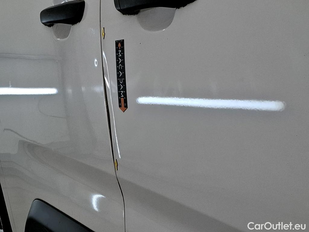 Citroen  Berlingo  Fourgon Club M 1000 1.5 BlueHDi 130CV BVA8 E6dT #2
