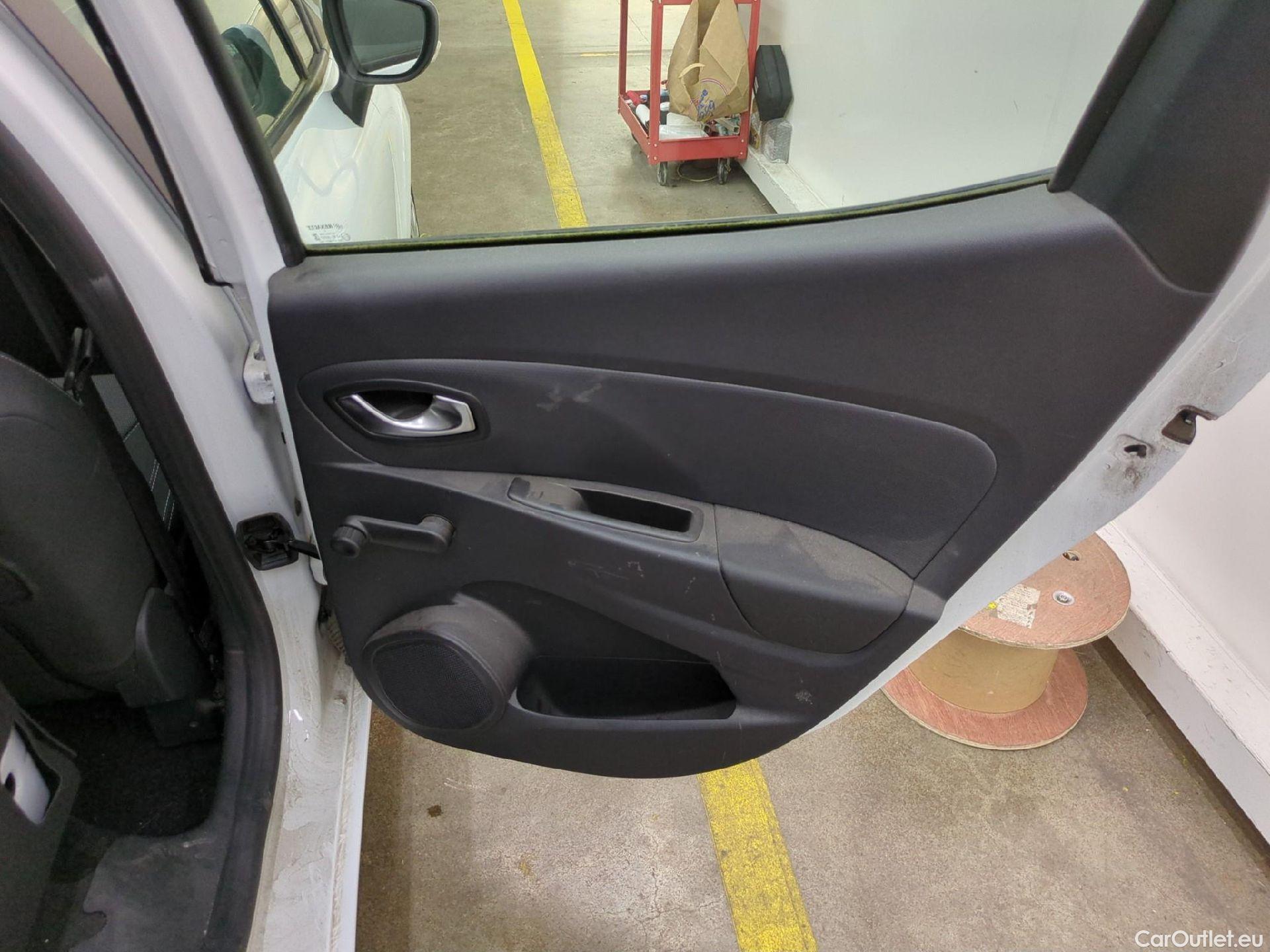  Renault  Clio  IV Air MediaNav 1.5 dCi 90CV BVM5 E6 #20