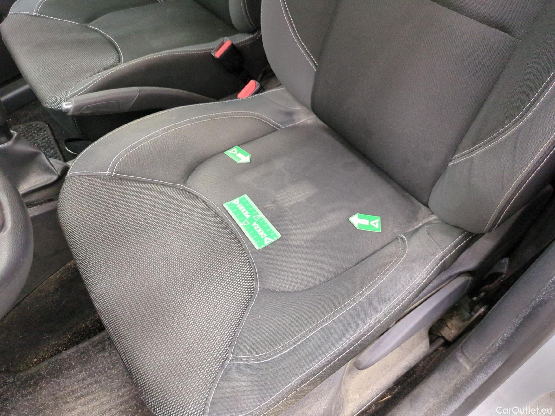  Renault  Clio  IV Air MediaNav 1.5 dCi 90CV BVM5 E6 #11