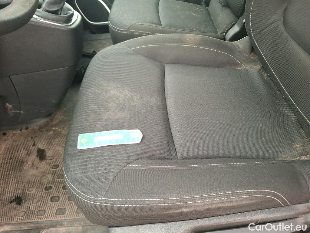  Renault  Trafic RENAULT  / 2014 / 4P / Fourgon tôlé FG GCF L2H1 1200 dCi 95 E6 #14