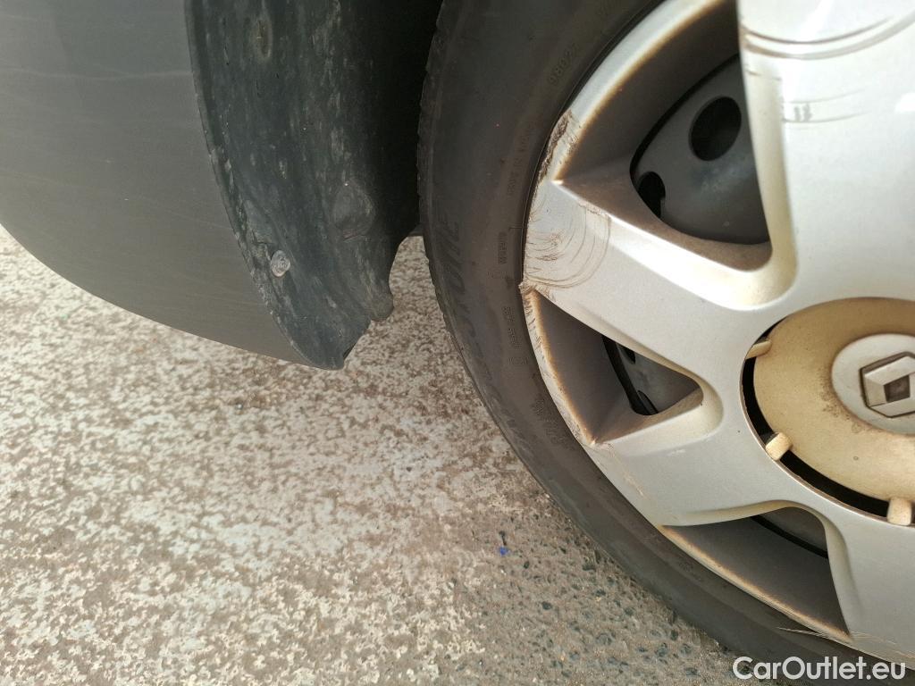  Renault  Kangoo  Express Extra (Série Spéciale) 1.5 dCi 75CV BVM5 E6 #19