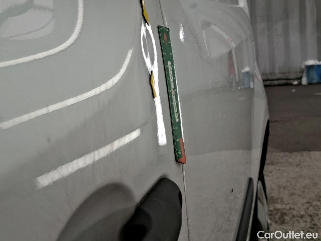  Renault  Kangoo  Express Extra (Série Spéciale) 1.5 dCi 75CV BVM5 E6 #4
