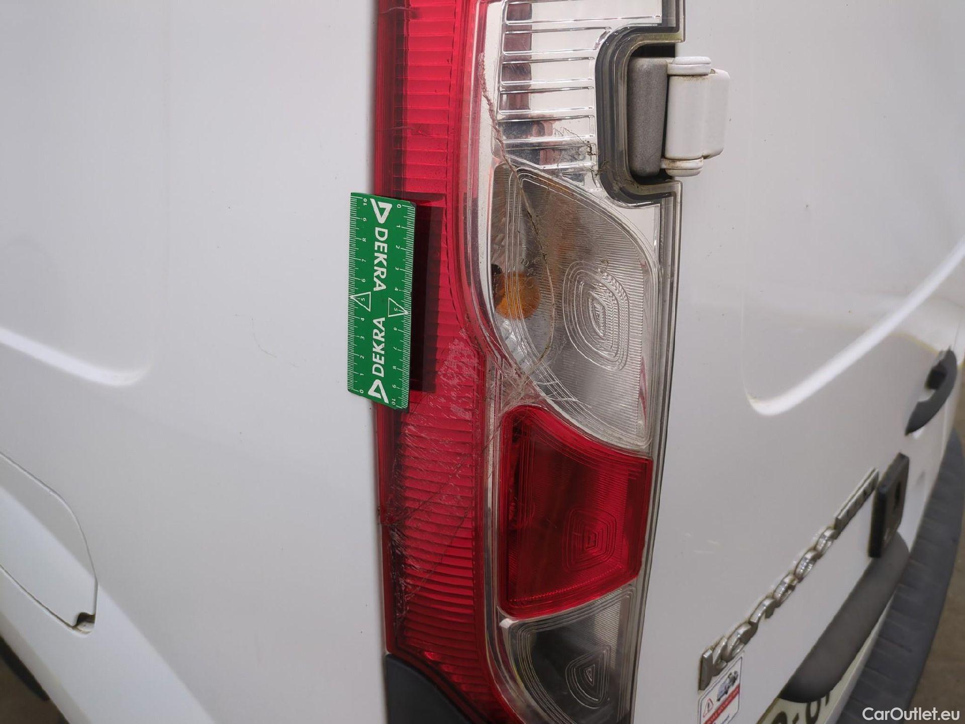  Renault  Kangoo RENAULT  Express / 2013 / 4P / Fourgonnette Gd Volume Gd Confort - Blue dCi 95 #44