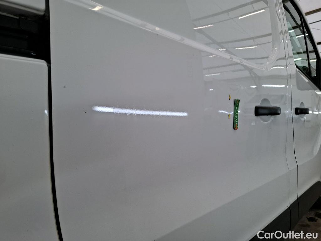  Renault  Trafic RENAULT  / 2019 / 4P / Fourgon tole FG GCF L1H1 1200 dCi 120 #11
