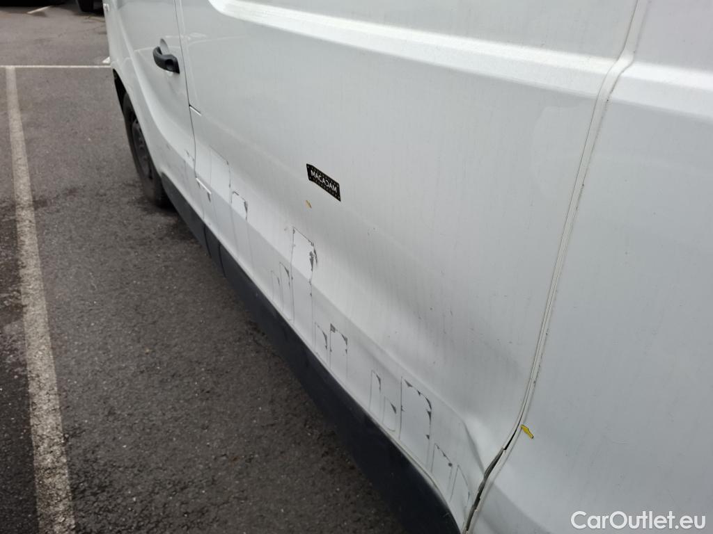  Renault  Trafic RENAULT  VU 4p Fourgon FG GCFL1H1 1000 dCi95 E6 #6