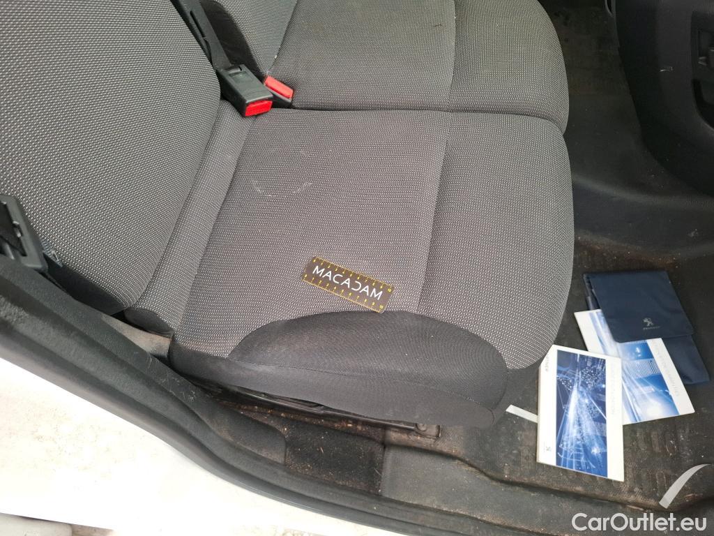  Peugeot  Partner  L2 Premium Pack 1.6 HDi 100CV BVM5 E6 #42
