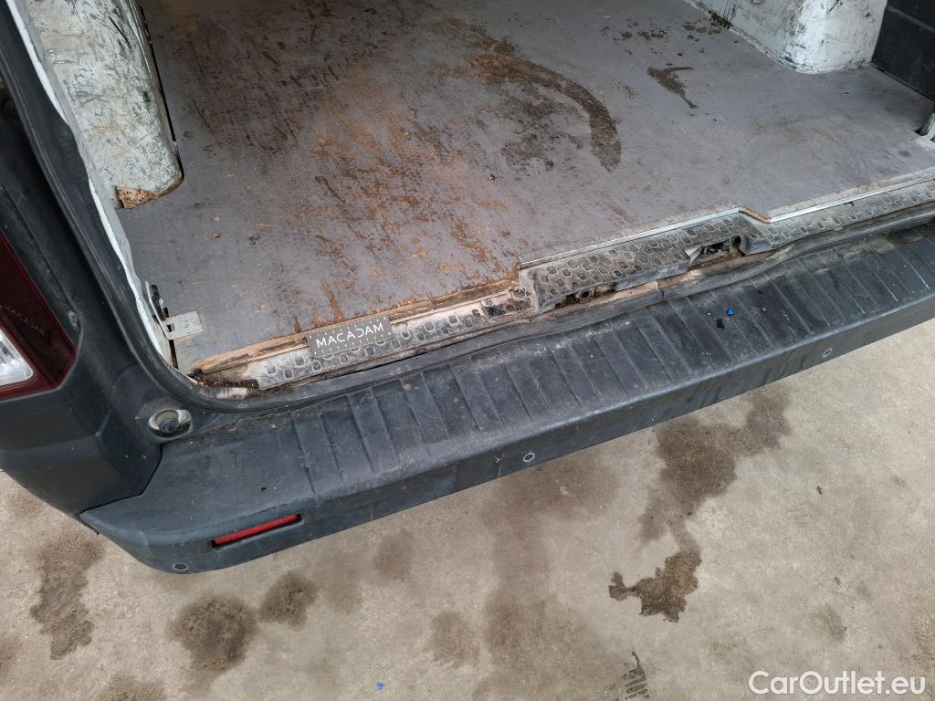 Renault  Trafic RENAULT  VU 4p Fourgon FG GCFL1H1 1000 dCi95 E6 #50