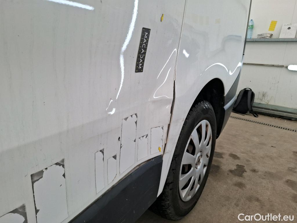  Renault  Trafic RENAULT  VU 4p Fourgon FG GCFL1H1 1000 dCi95 E6 #5