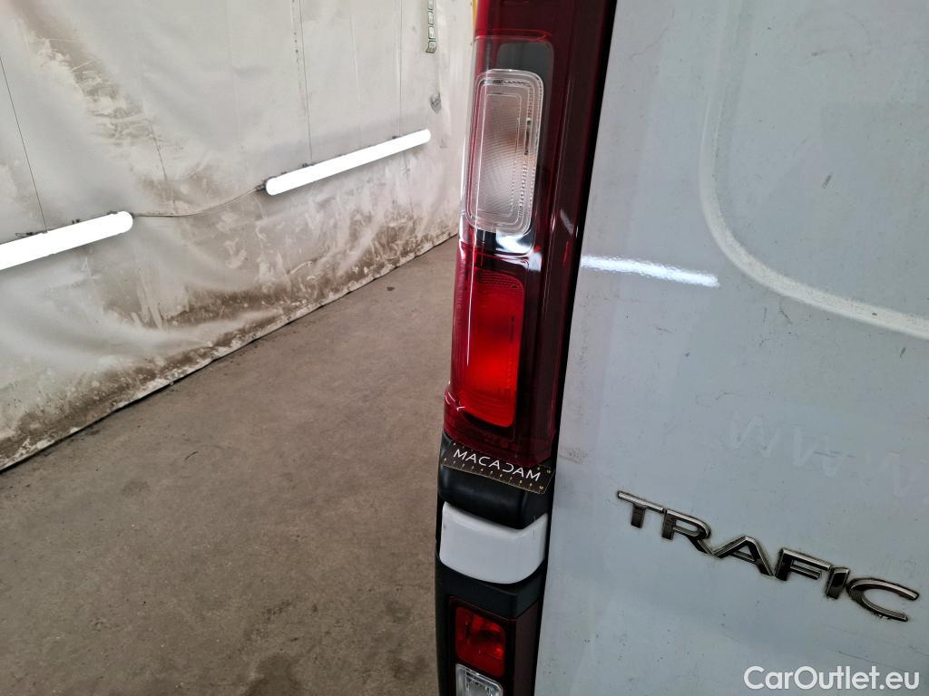  Renault  Trafic RENAULT  VU 4p Fourgon FG GCFL1H1 1000 dCi95 E6 #48