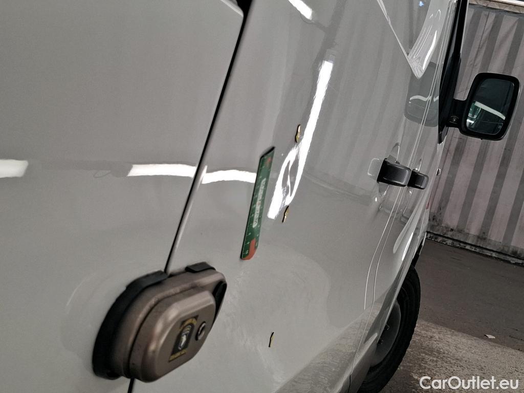  Renault  Trafic  III Fourgon Grand Confort L1H1 1200 1.6 dCi 125CV BVM6 E6 #31