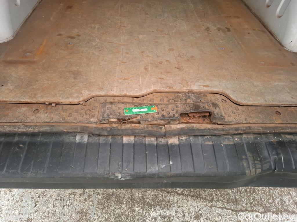  Renault  Trafic  III Fourgon Grand Confort L1H1 1200 1.6 dCi 125CV BVM6 E6 #38