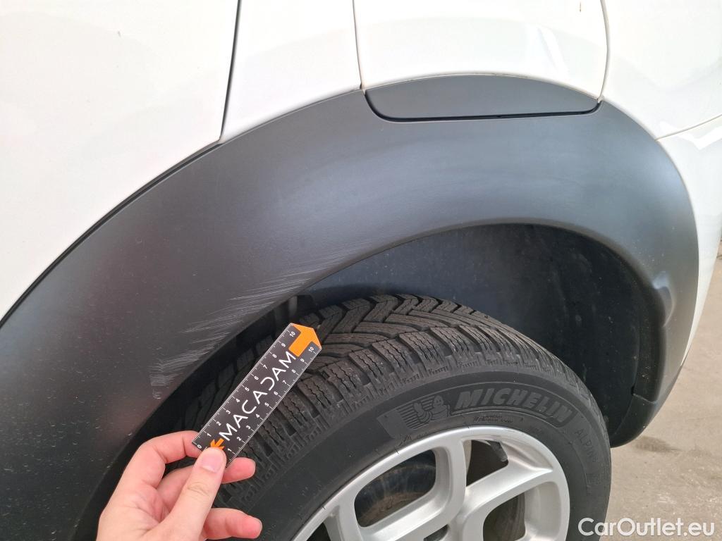  Citroen  C4 Cactus  Feel Nav Société 1.5 BlueHDi 100CV BVM6 E6dT #27