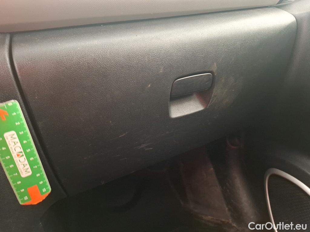  Renault  Trafic  III Fourgon Grand Confort L1H1 1200 1.6 dCi 125CV BVM6 E6 #49