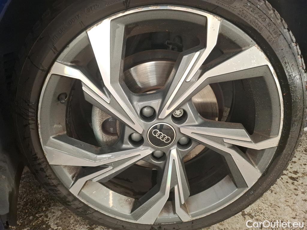  Audi  A3 AUDI  Sportback / 2020 / 5P / Berline 35 TFSI 150 MHEV S Tronic S Line #2