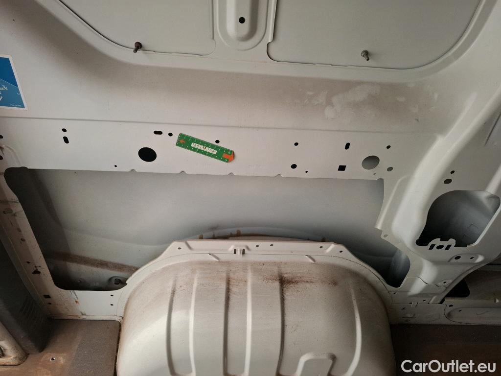  Renault  Trafic  III Fourgon Grand Confort L1H1 1200 1.6 dCi 125CV BVM6 E6 #25
