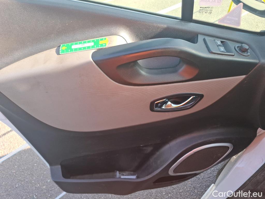  Renault  Trafic  III Fourgon Grand Confort L1H1 1200 1.6 dCi 125CV BVM6 E6 #22