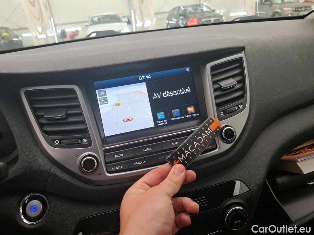  Hyundai  Tucson  Executive 2WD 1.7 CRDi 140CV BVA7 E6 #29