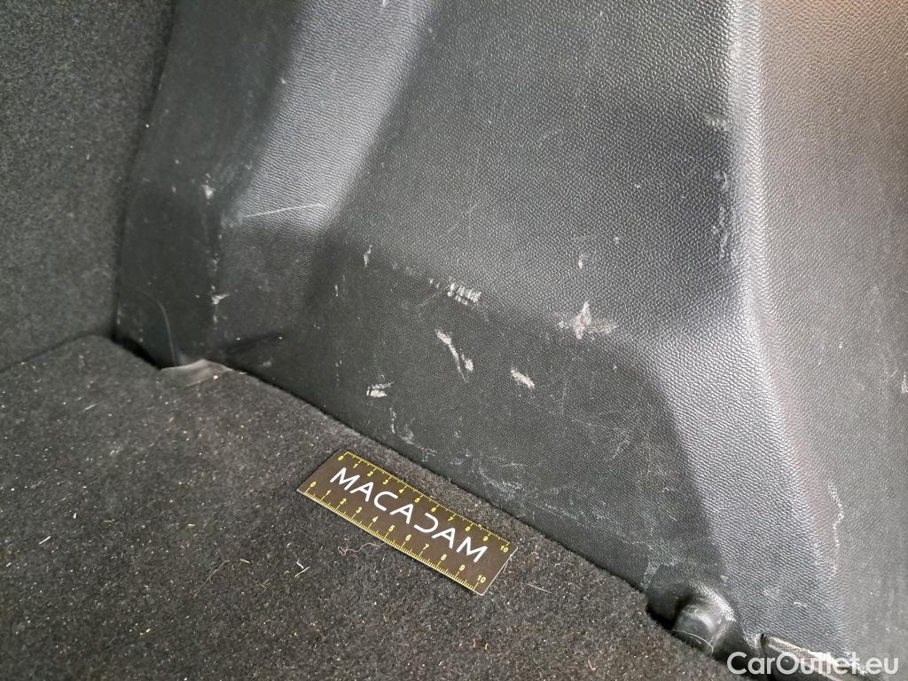  Peugeot  2008  Allure Business 1.5 HDi 110CV BVM6 E6d #24