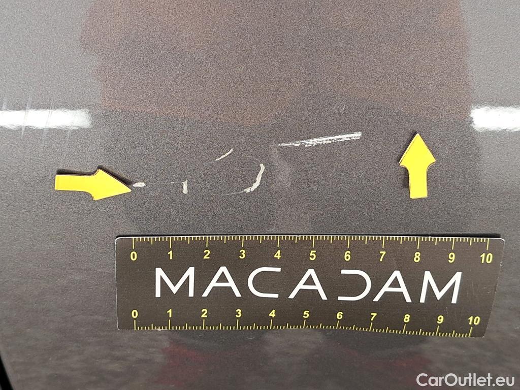  Mercedes  A-Klasse MERCEDES-BENZ Classe A Berline / 2018 / 4P / Berline A 200 d Business Line 8G-DCT #9