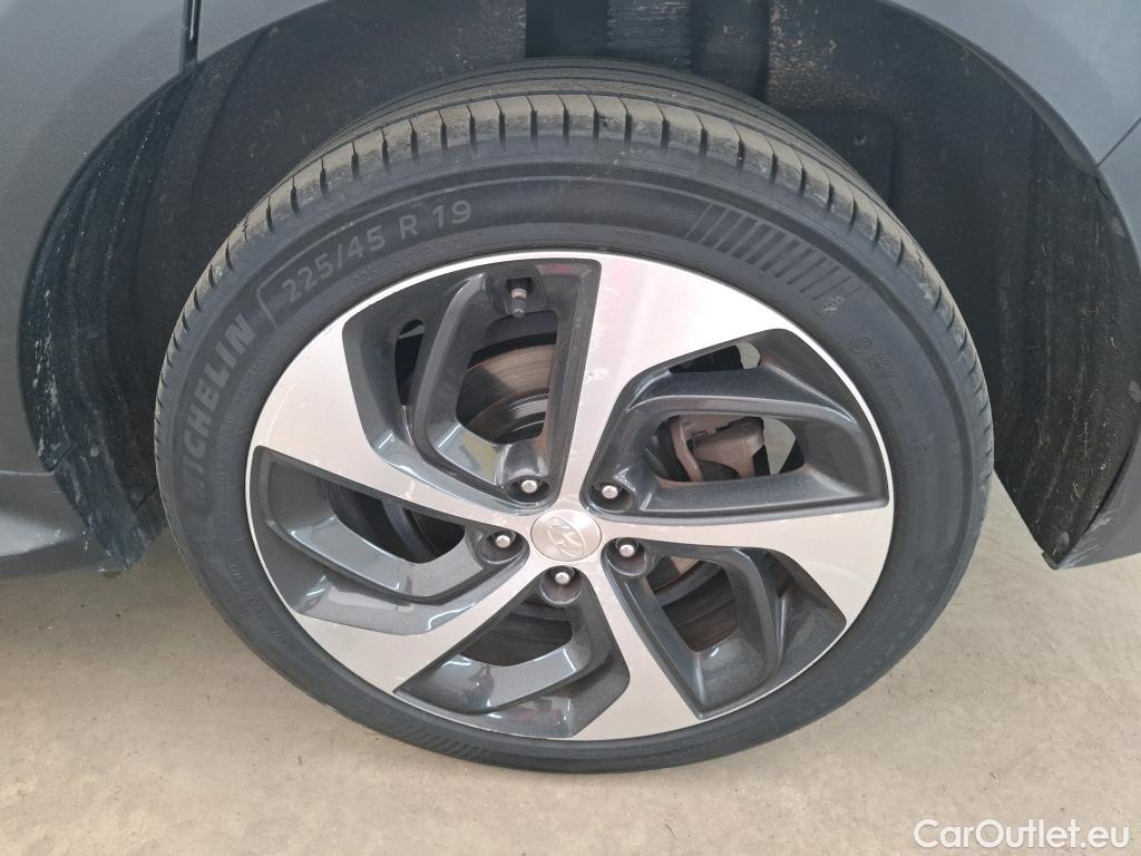  Hyundai  Tucson  Executive 2WD 1.7 CRDi 140CV BVA7 E6 #7
