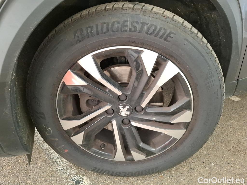  Peugeot  2008  Allure Business 1.5 HDi 130CV BVA8 E6d #35