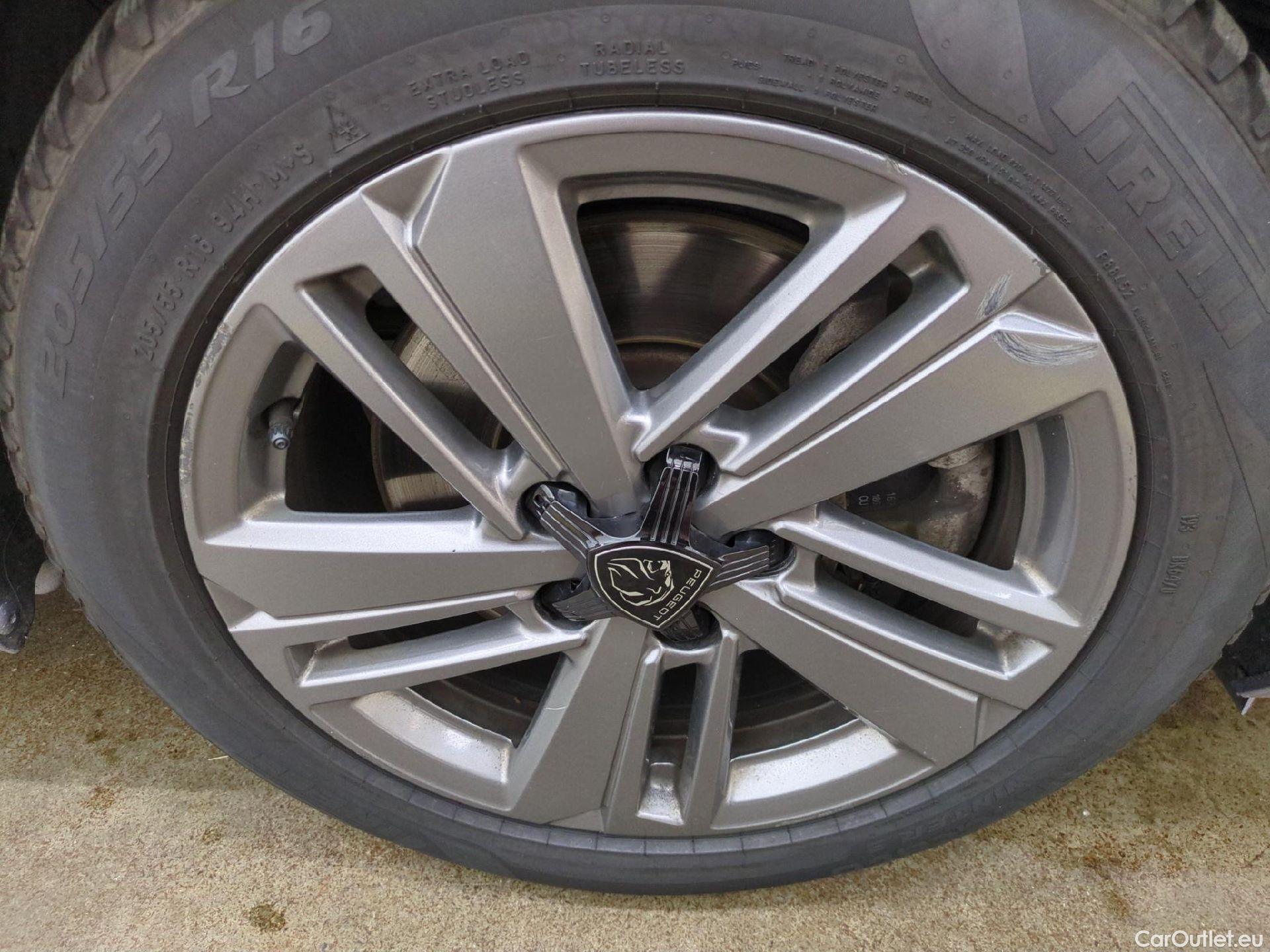  Peugeot  308  SW Active Pack 1.5 HDi 130CV BVA8 E6d #24