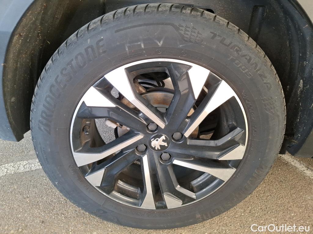  Peugeot  2008  Allure Business 1.5 HDi 130CV BVA8 E6d #42