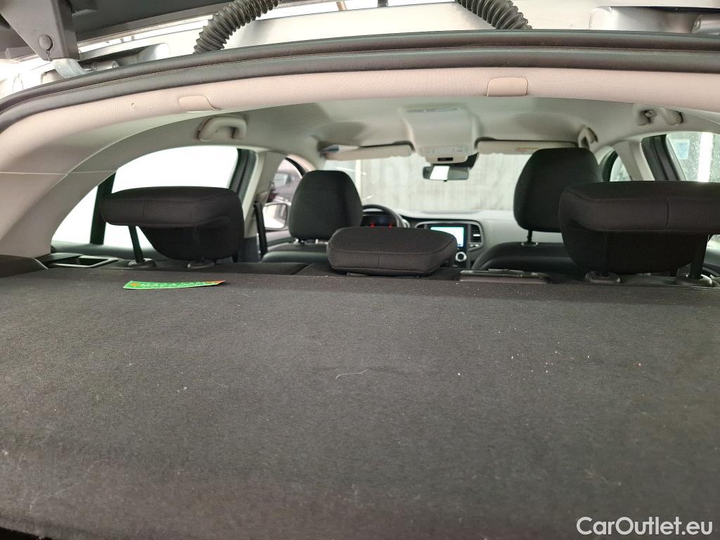  Renault  Megane  IV Berline 5 ptes. Business 1.5 dCi 115CV BVM6 E6d #32