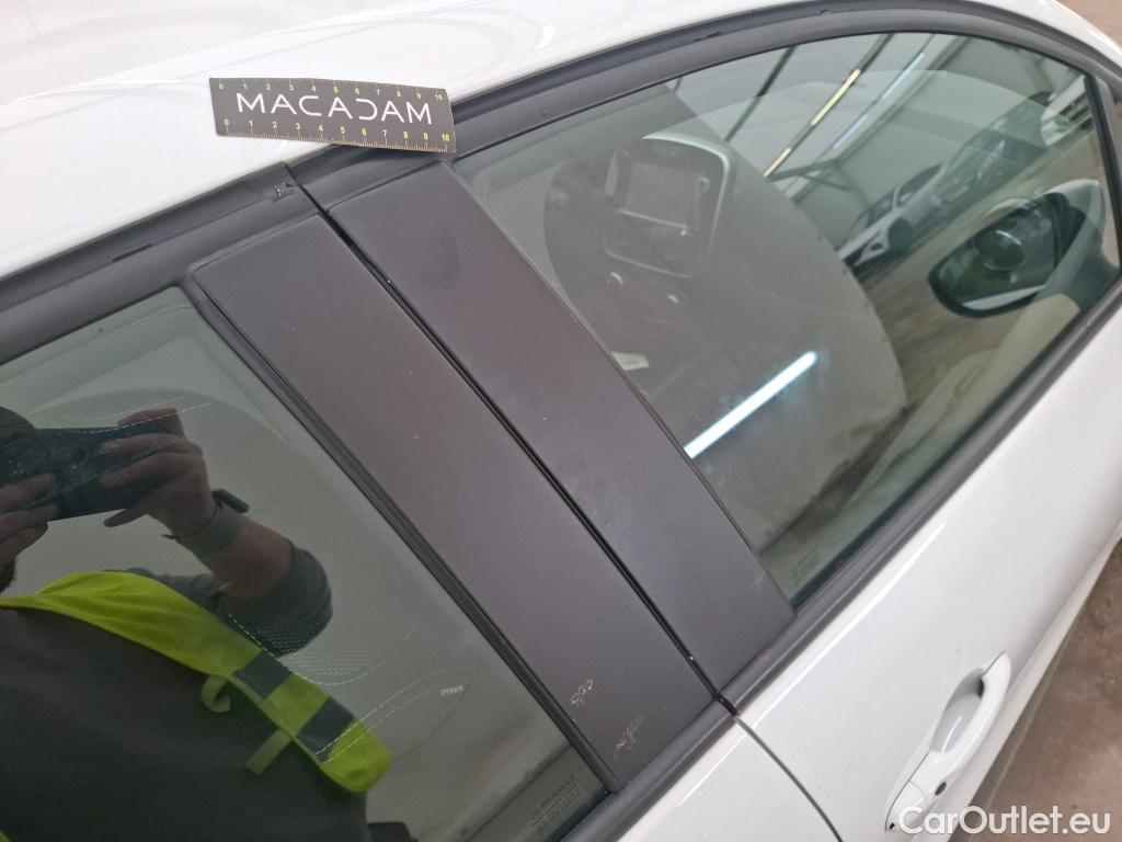  Renault  Clio  IV Business 0.9 TCe 90CV BVM5 E6 #30