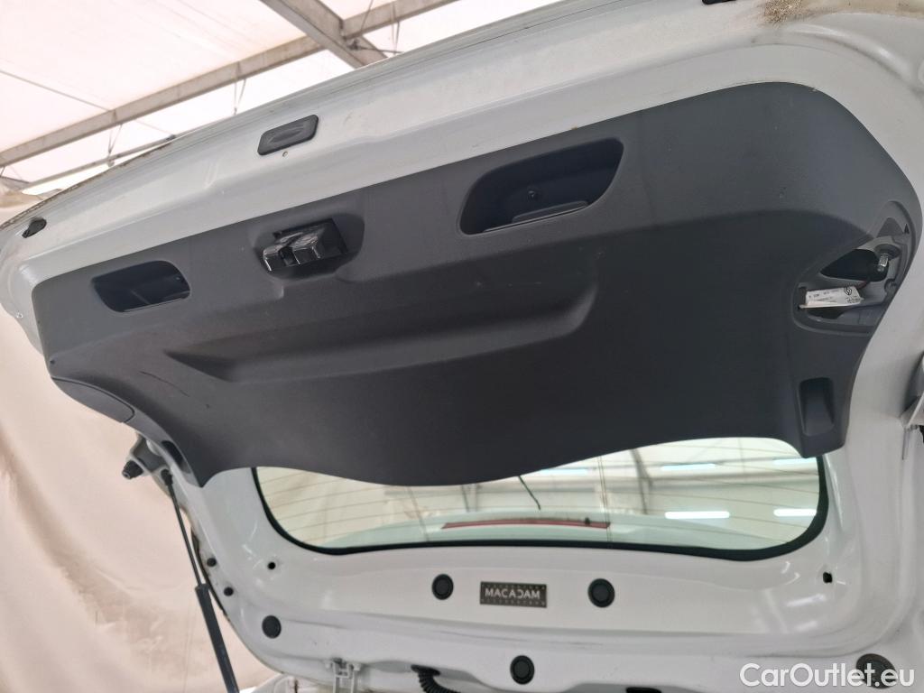  Renault  Clio  IV Business 0.9 TCe 90CV BVM5 E6 #19