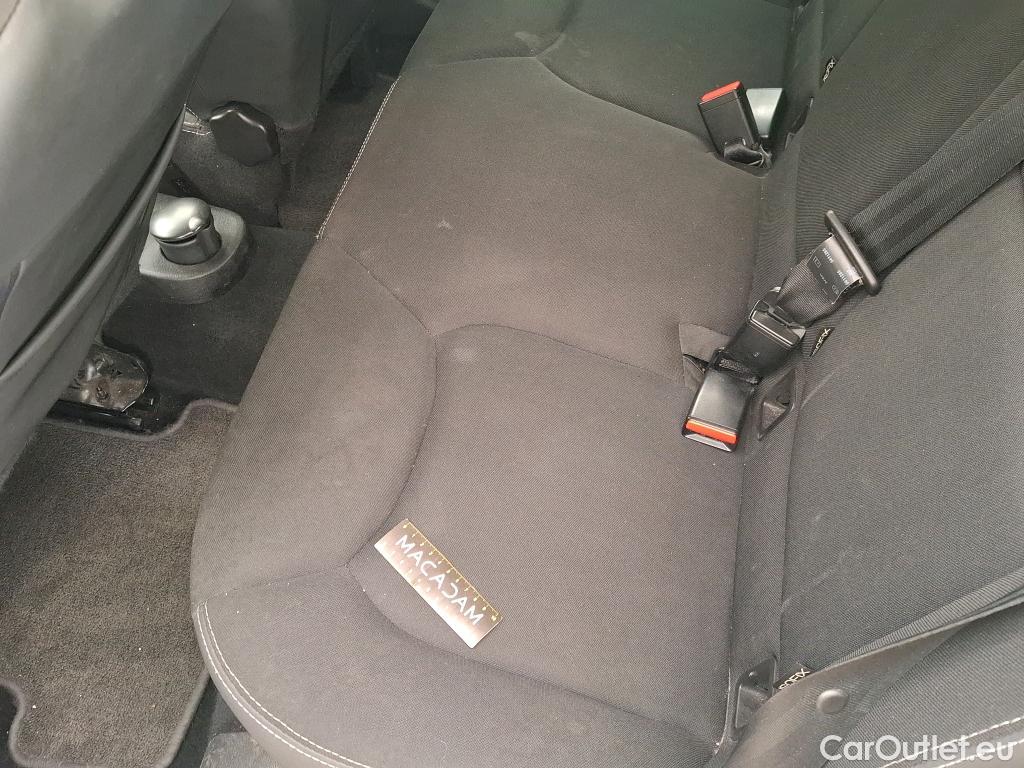  Renault  Clio  IV Business 0.9 TCe 90CV BVM5 E6 #29