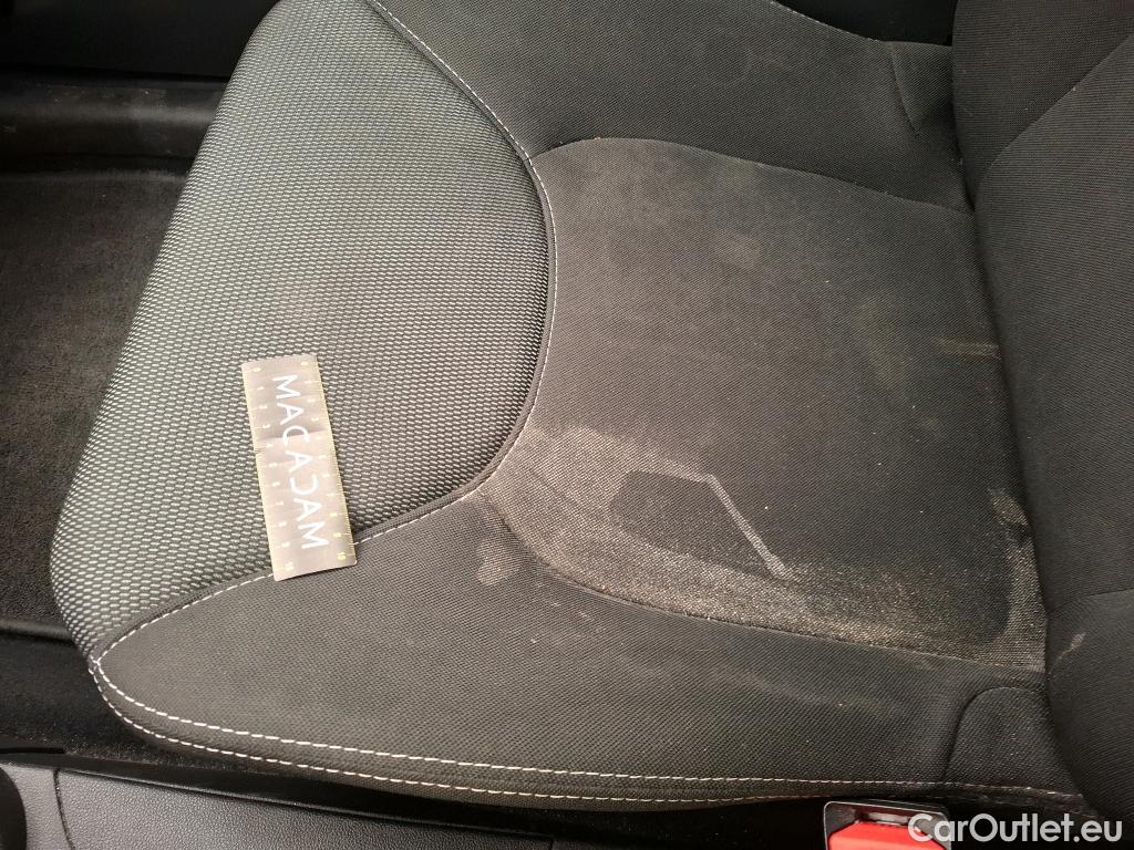  Renault  Clio  IV Business 0.9 TCe 90CV BVM5 E6 #1
