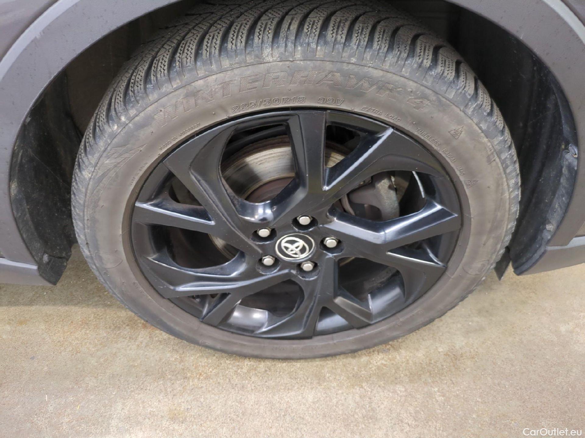  Toyota  C-HR TOYOTA  5p SUV 1.8 HYBRIDE 122 GRAPHIC #7