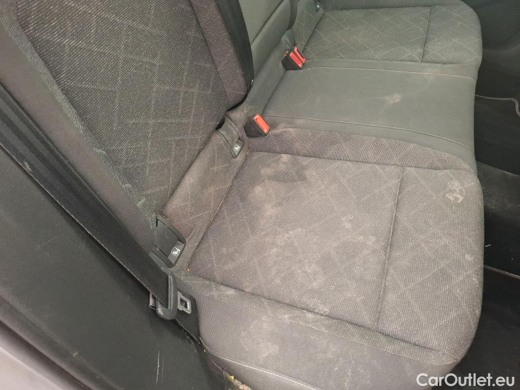  Volkswagen  Golf  VOLKSWAGEN / 2020 / 5P / Berline 1.0 TSI OPF 110 BVM6 Life Busi 1st #13