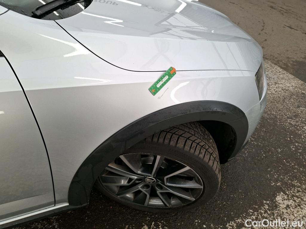  Skoda  Octavia SKODA  Combi / 2017 / 5P / Break 2.0 TDI 184 SCR DSG7 4x4 Scout #52
